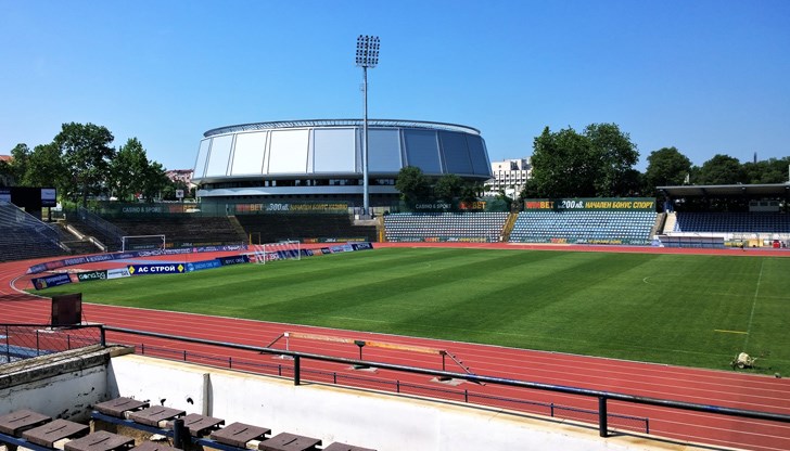 Ръководството на ФК Дунав вече пусна в продажба и билети на цена от 5 лева Ръководството на ФК Дунав вече пусна в продажба и билети на цена от 5 лева