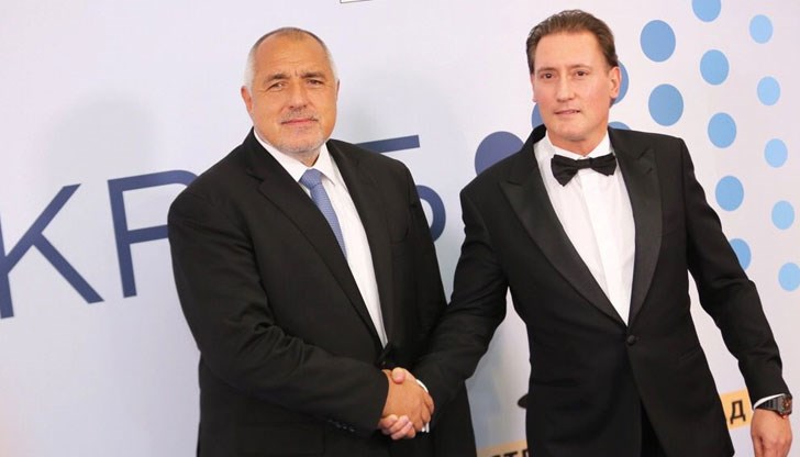 Похвали Кирил Домусчиев за начина, по който управлява и издържа клуба Похвали Кирил Домусчиев за начина, по който управлява и издържа клуба