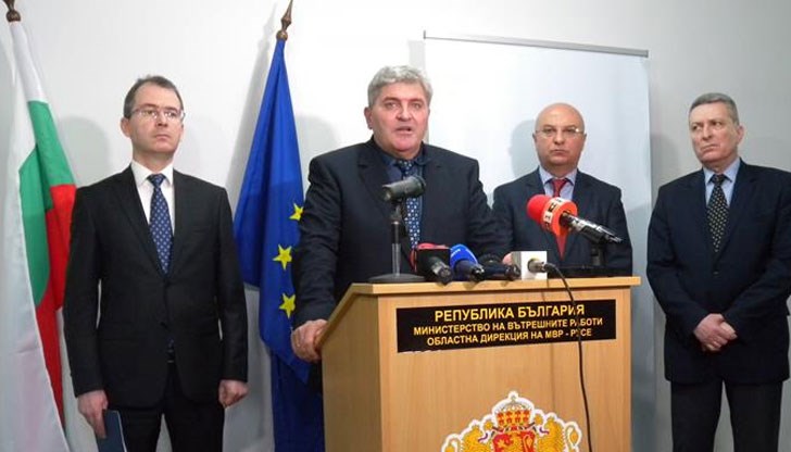 Най-голям дял от престъпленията на територията на областта са кражбите и част от тях се извършват от представители на ромската общност, призна шефът на МВР - Теодор Атанасов