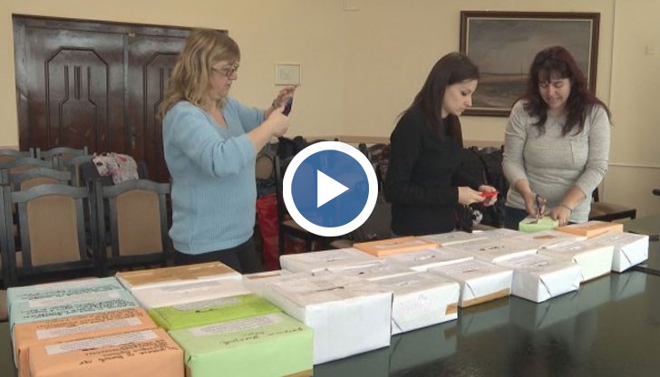 Даренията бяха събрани чрез кутии на различни места и по набирателна сметка