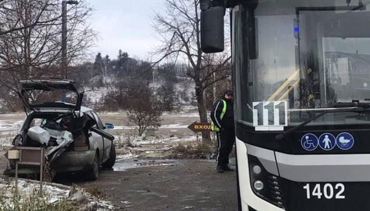 19-годишният младеж загина на място