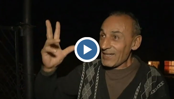 Първият път бил през 2005 година, когато тя е била на 14 години