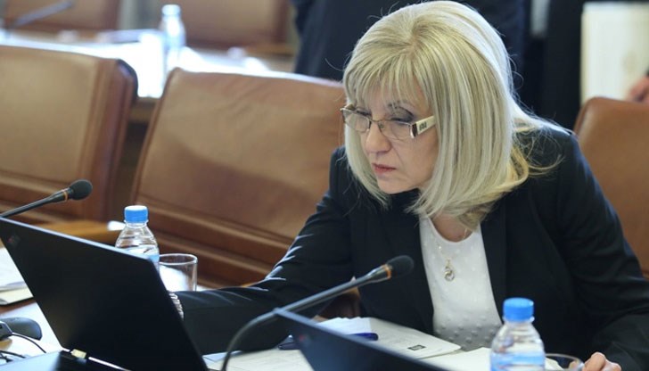 Дали идеята е приложима все още не се знае, призна Петя Аврамова Дали идеята е приложима все още не се знае, призна Петя Аврамова