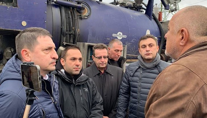 Започвало мащабно разследване на водната криза