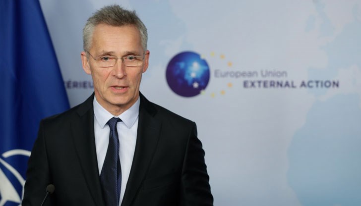 Ние не настояваме, а предлагаме създаването на този координационен център. Ние винаги сме против военни флотилии в Черно море, заяви енералният секретар на НАТО