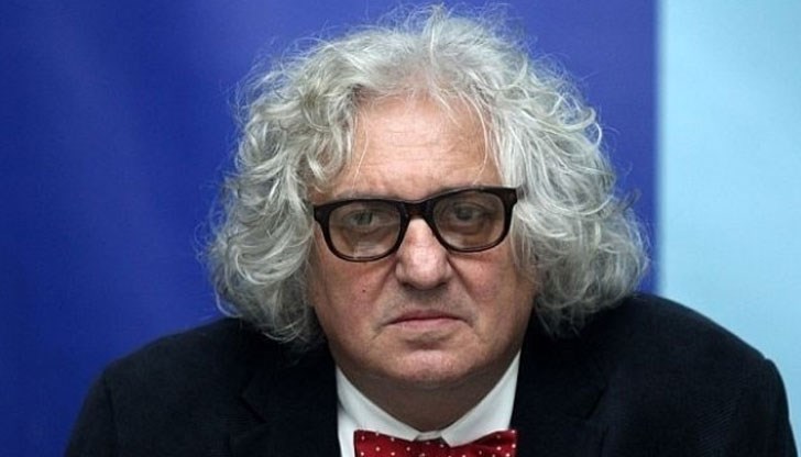 Вечерно шоу се превръща в поредната партийна телевизия; национална медия млъква за няколко часа; компромати с голи снимки и хибридни атаки в битката за медийно влияние Вечерно шоу се превръща в поредната партийна телевизия; национална медия млъква за няколко часа; компромати с голи снимки и хибридни атаки в битката за медийно влияние