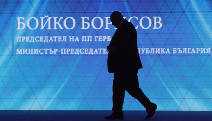 То се стимулира от умни хора, които се отнасят безкритично към профанизираното, пошлото и грозното