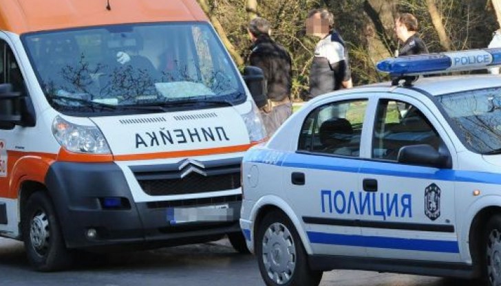 Той е бил открит паднал по лице от граждани, които са отивали към работа