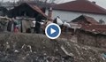 Жители на Ямбол изхвърлят чували с боклуци в река Тунджа