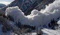 Лавина уби двама скиори във Франция