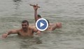 22-годишен студент извади кръста от Дунава в Сандрово