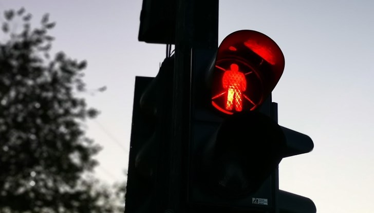 3395 общо са фишовете, които полицаите са връчили на пешеходци през първите 28 дни на годината 3395 общо са фишовете, които полицаите са връчили на пешеходци през първите 28 дни на годината