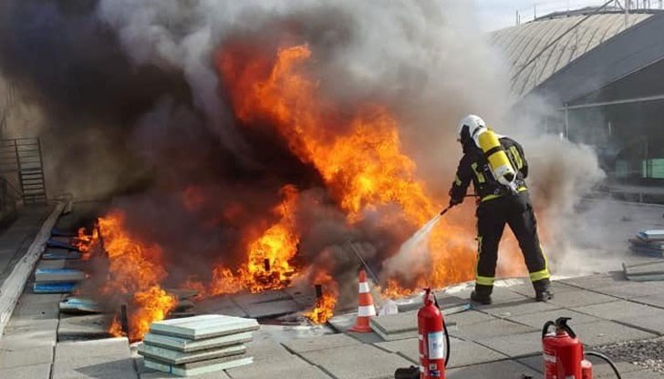 Инцидентът предизвика и забавяне на полетите Инцидентът предизвика и забавяне на полетите