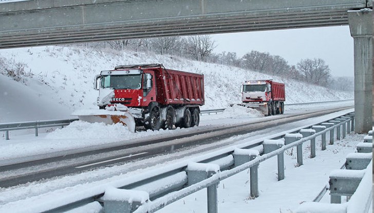 Ограничението се въвежда заради снегопочисване на участъци от магистралата