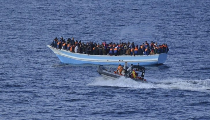 Щом хора се давят в Средиземно море, очевидно не се прави достатъчно (от правителството), заяви берлинчанин