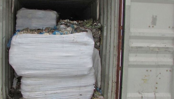 Полицията разследва нерегламентирано транспортиране на отпадъци от Италия, които са разтоварени в Монтана