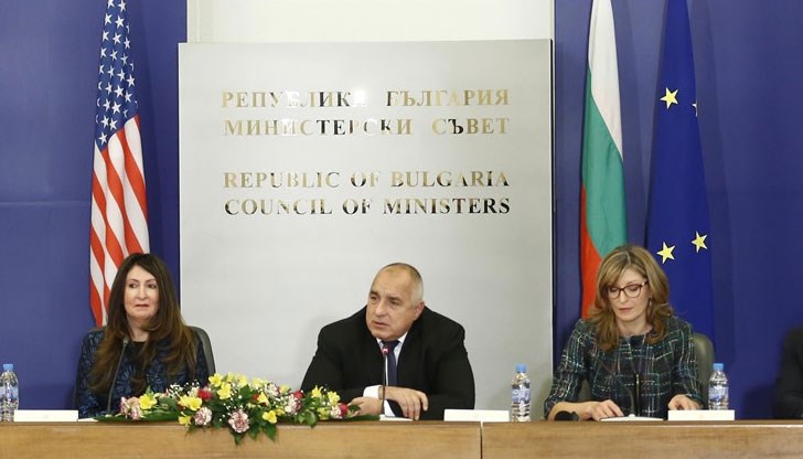 Ако Вашингтон реши, че геополитическата цена си струва, бързешком ще ни вкара сред привилегированите Ако Вашингтон реши, че геополитическата цена си струва, бързешком ще ни вкара сред привилегированите