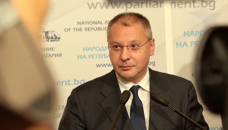 Според Станишев критиките от различни посоки към управлението на страната не означават мнозинство в подкрепа на вота