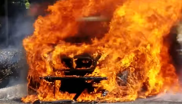 Пожарът е станал тази нощ в 03:12 часа / Снимка е илюстративна Пожарът е станал тази нощ в 03:12 часа / Снимка е илюстративна