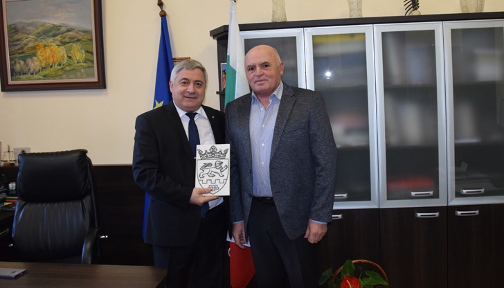 Председателят на район Тараклия, Молдова, Иван Паслар е бил на работно посещение в Русенския университет