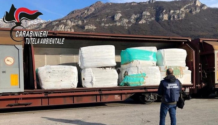 От държавното обвинение обаче не съобщават името на заместник-министъра