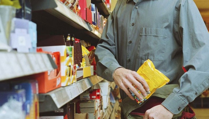 35-годишен русенец опитал да изнесе хранителни продукти за близо 90 лв. / снимката е илюстративна / 35-годишен русенец опитал да изнесе хранителни продукти за близо 90 лв. / снимката е илюстративна /