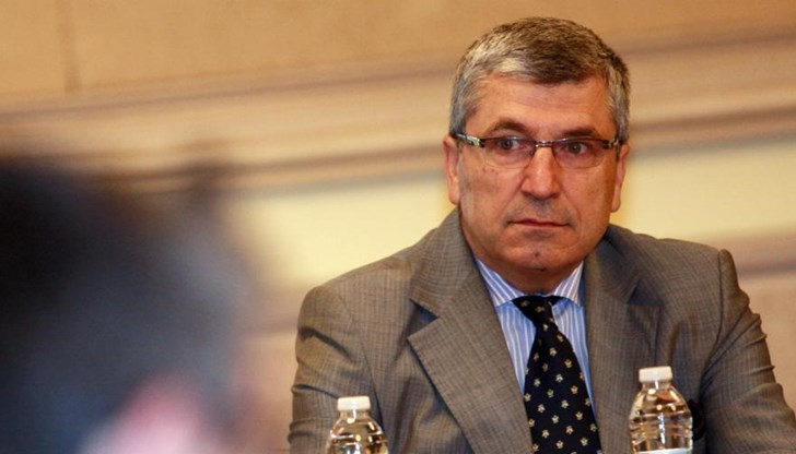 И не забравяйте, Борисов няма да стои до края, пръв ще напусне кораба