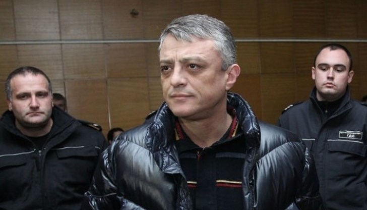 Той може да лежи до 6 години в затвора Той може да лежи до 6 години в затвора