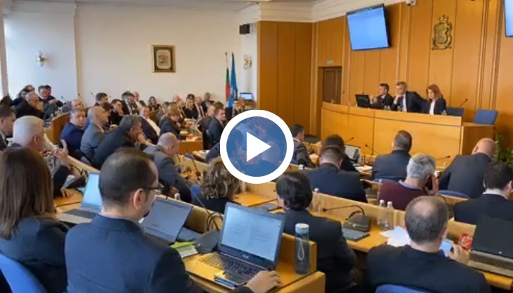 НА ЖИВО: Извънредно заседание на Столичния общински съвет