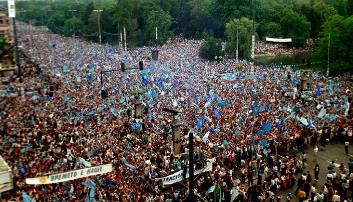 Времето е тяхно! Докато не им спрем часовника! Надежда винаги има. Трябва само да я осъзнаем. Защото не сме овце. А жертви на собствените си погрешни избори