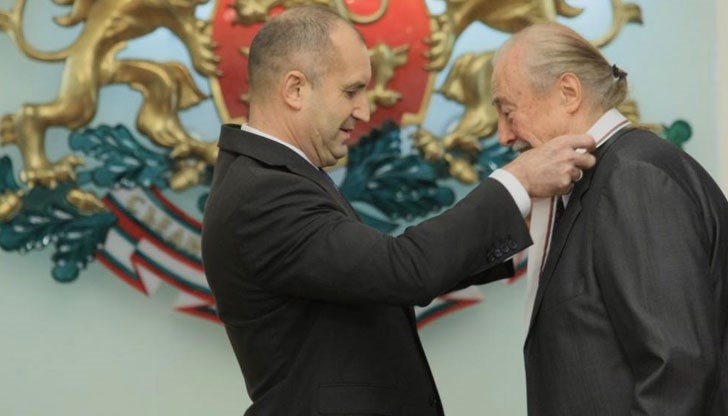 На сцената аз имах непрестанно желание да предам музиката в мен на публиката и да направя живота по-добър, сподели музикантът