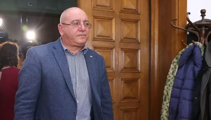 В централата са продължили да горят отпадъци въпреки молбата на министъра В централата са продължили да горят отпадъци въпреки молбата на министъра