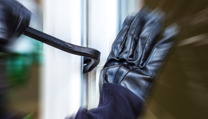 В имота било проникнато през прозорец от ПВЦ В имота било проникнато през прозорец от ПВЦ