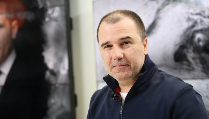 Тази Комисия по хазарта е купена и то от 20 години