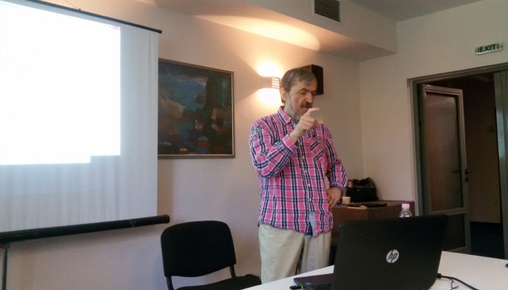 А старата, проявяваща се цели 37 години, вече е към приключване