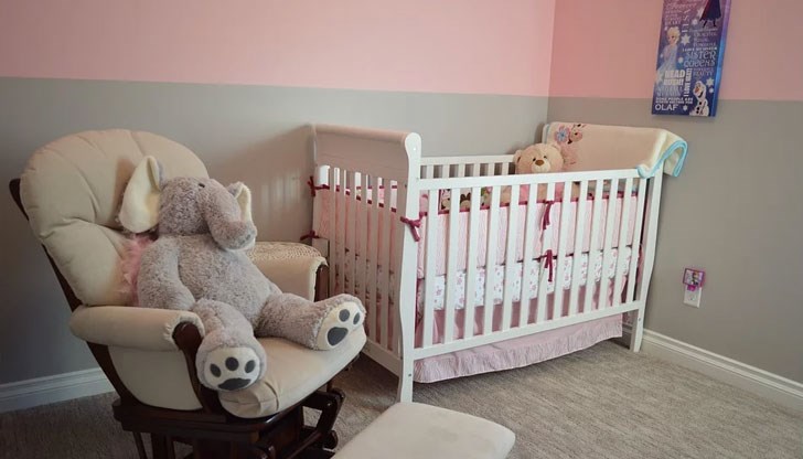 На практика Джорджиана Вакару е била бременна почти всяка година през последните две десетилетия На практика Джорджиана Вакару е била бременна почти всяка година през последните две десетилетия