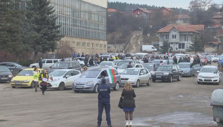 Недоволните жители на миньорския град планират следващият протест да бъде проведен в София