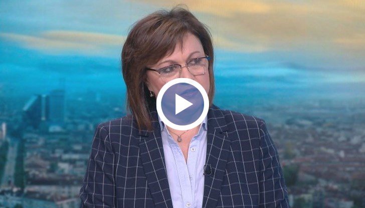 Борисов сменя резервните гуми на автомобил, чийто двигател вече не работи