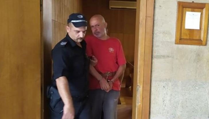 49-годишният Иво Иванов преби до смърт 72-годишната си майка Юла 49-годишният Иво Иванов преби до смърт 72-годишната си майка Юла