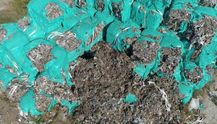 Не е странно, че екоминистърът мълчи, странно е, че Борисов не го е задължил да проговори