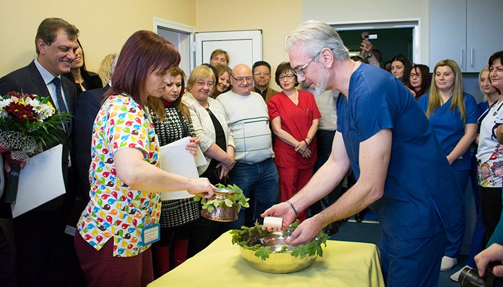 Бебетата, появили се на бял свят в болницата през 2019-та година са общо 277, от които 9 двойки близнаци