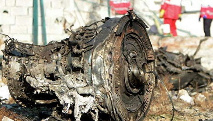 Националните знамена са спуснати над няколко университета в страната Националните знамена са спуснати над няколко университета в страната