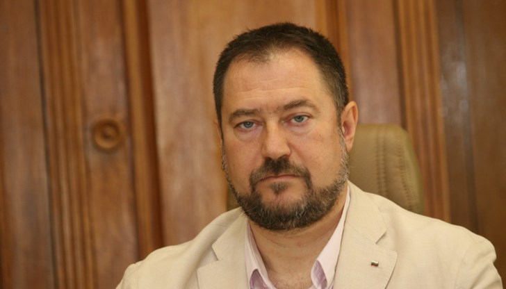 Петър Харалампиев отива на съд за търговия с влияние, подкупи и документни престъпления