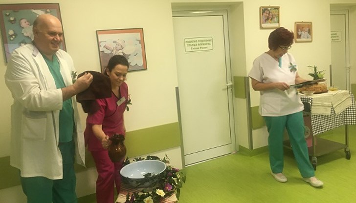 Момченце изплака пръв в празничния 21-и януари в най-старото Родилно отделение в региона - в МБАЛ “Света Анна - Варна”