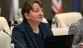Деница Сачева: Държавата няма да плаща първите три болнични