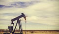 Цената на петрола падна под 49 долара за барел