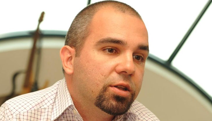 Правят най-нелогичните неща, смята политологът Правят най-нелогичните неща, смята политологът