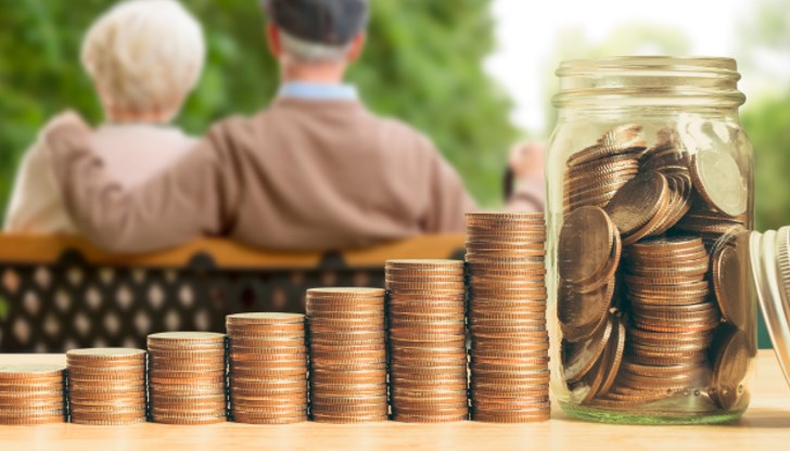 Парите за втора пенсия са във фокуса на общественото внимание заради отчайващите прогнози за първите поколения на реформата