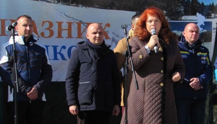 Не да чакат благословията на големите общини, призова вицепрезидентът