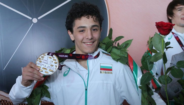 Това заяви 18-годишният ни европейски шампион на Терминал 2 при завръщането си от първенството на Стария континент в Рим Това заяви 18-годишният ни европейски шампион на Терминал 2 при завръщането си от първенството на Стария континент в Рим